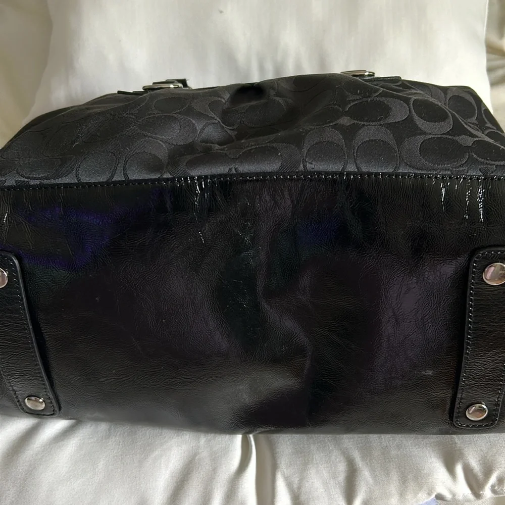 Large Coach Sachel/Shoulder Bag-Exc Condition - Picture 4 of 15